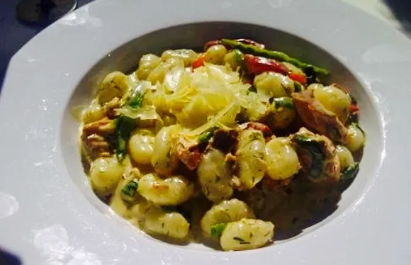 Crowes Restaurant at Gundaroo Colonial Inn