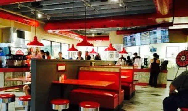 Freddy's Frozen Custard & Steakburgers