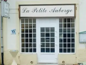La Petite Auberge