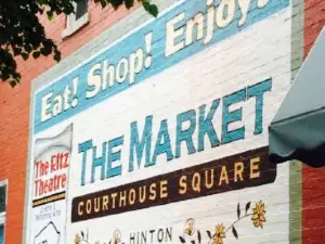 Market On Courthouse Square