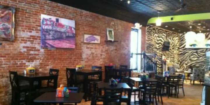 KrAzY cAkEs Cafe and Bakery