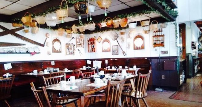 Dutch Pantry Family Restaurant