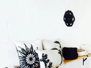 Mono