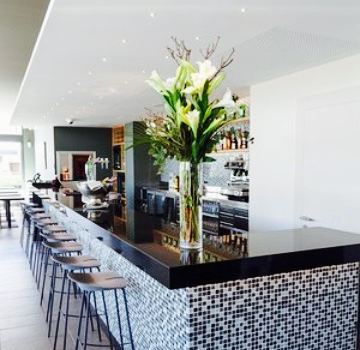 13 21 Gastrobar