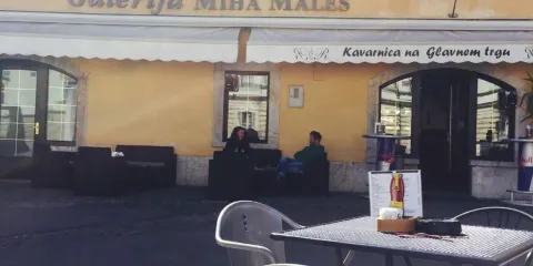 Kavarnica na Glavnem trgu