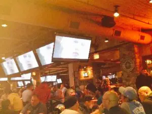 Twin Peaks Restaurants