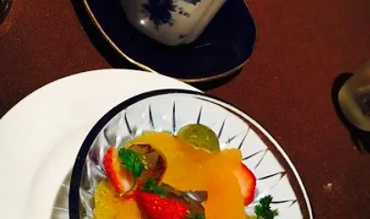 Japanese & French Restaurant Salut