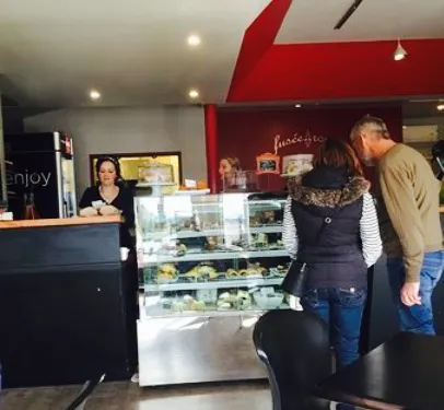 Fusee Rouge Cafe