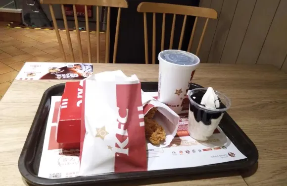 肯德基(廣場店)