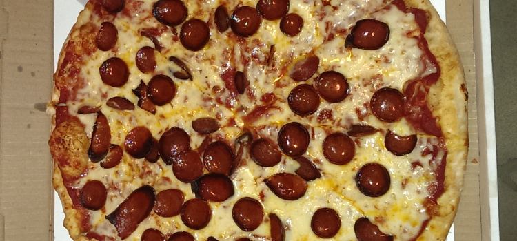Green Lantern Pizza