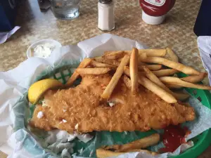 Harborside Bar & Grill