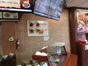 Shawarma Queens
