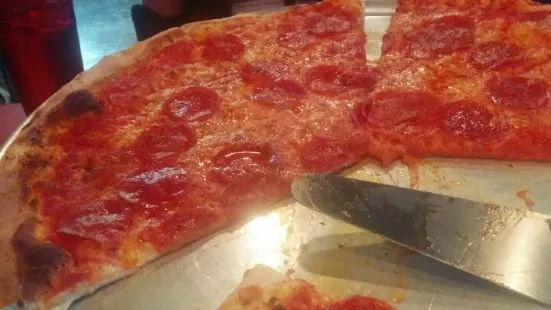Lil Ricci's New York Pizza