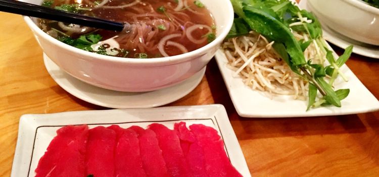 Mignon Pho + Seafood