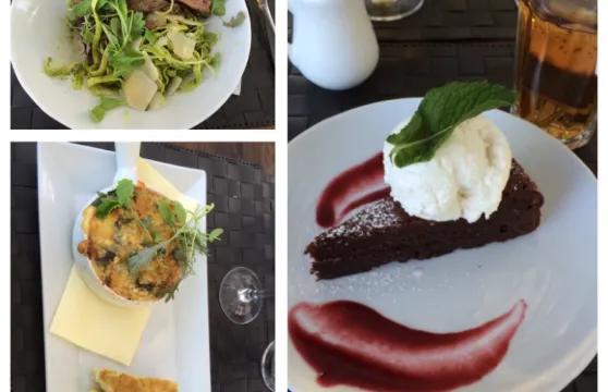 Street Bar & Restaurant Sarastro