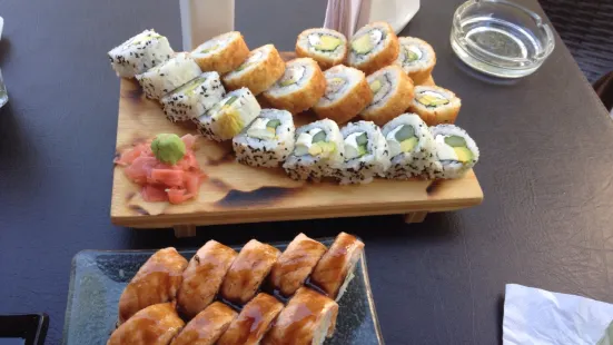 Inari Nikkei Sushi