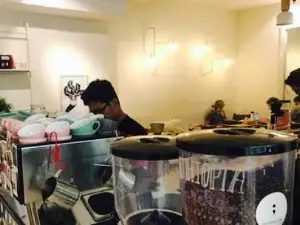 Titik Koma Coffee
