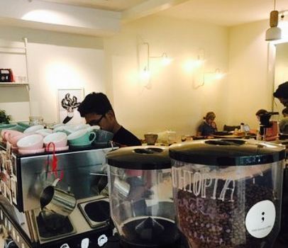 Titik Koma Coffee