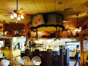 Lorie’s Wildridge Restaurant