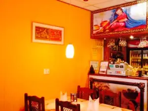 Indian Curry House.