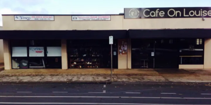 Cafe on Louise