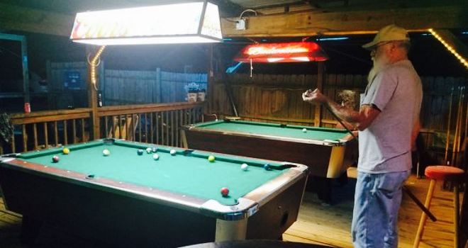 SaddleBags Bar & Grill