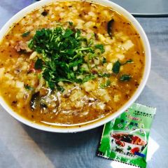 老贺家雅洁羊肉泡馍馆(总店) User Photo