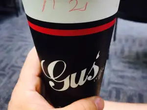 Gus' Cafe