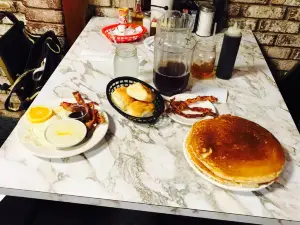 Pam's Farmhouse Restaurant