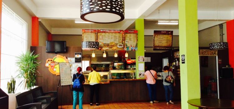 Pica Penos Mexican Grill