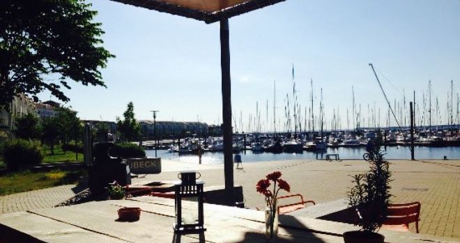 Tavolo in der YachtWelt Weiße Wiek