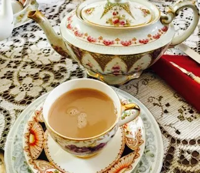 Rosy-Leaf Vintage Tea Room