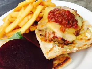 Munchas Cafe and Catering