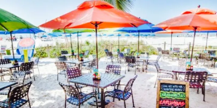 Cabañas Beach Bar & Grille
