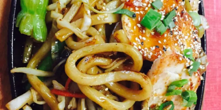 Lee's Overseas Delights