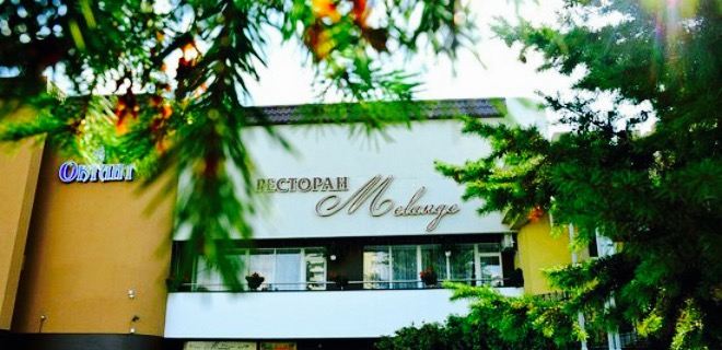 Melange restaurant