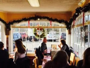 Corner Cafe