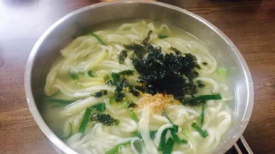 Bu Seong Handmade Noodles Soup