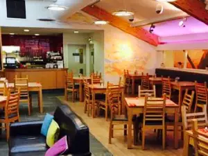 Cafe Oswald's