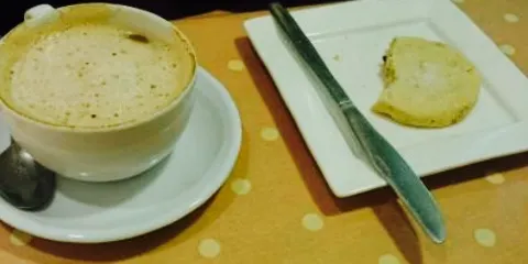 Battle Bakes and Cakes