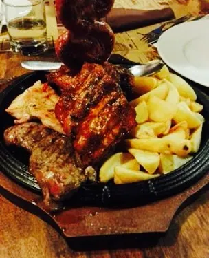 Grill House De Mogno