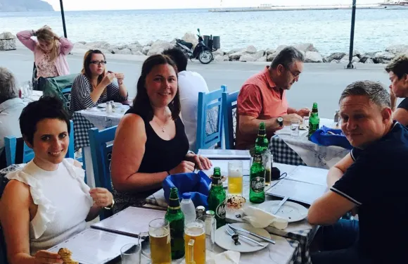Taverna Mesogios