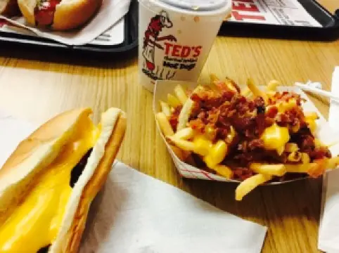 Ted's Hot Dog