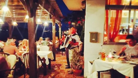 Lotus Eaters Restaurant in 伊羅達