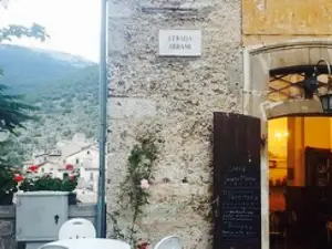 Caffe S. Maria