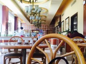 VIPS Restaurant
