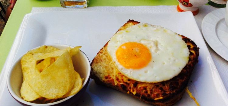 Co'the-Cafe
