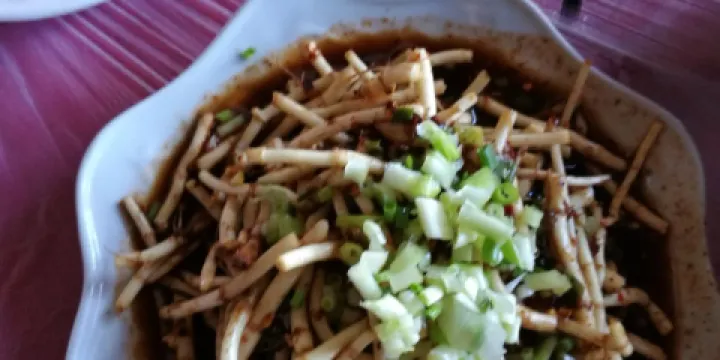 谢幺妹正宗息烽阳朗辣子鸡