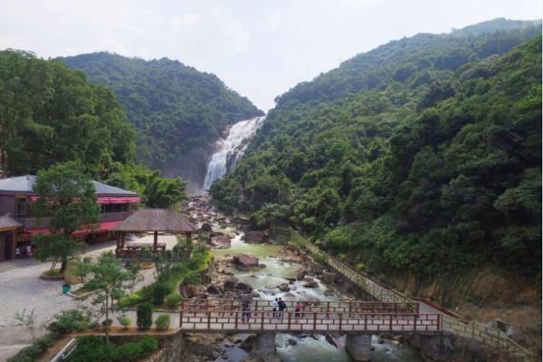 Longguizhai Waterfall