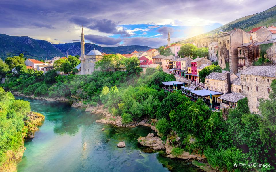 Paris to Mostar Flights